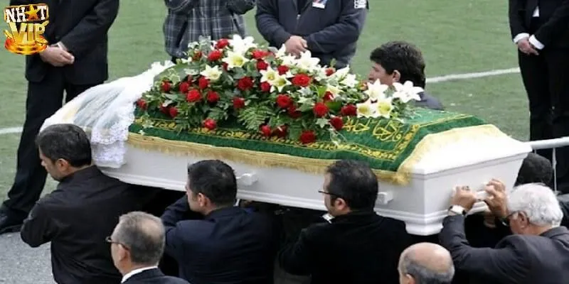 Chiêm bao thấy đám ma của mình