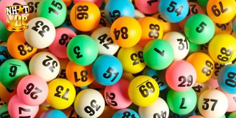 Mơ thấy ăn cơm với người chết báo hiệu con số may mắn nào?